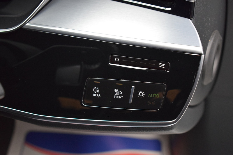 Audi A8 3.0 TDI V6 50 Black Edition Saloon 4dr Diesel Tiptronic quattro Euro 6 (s/s) (286 ps) - U658