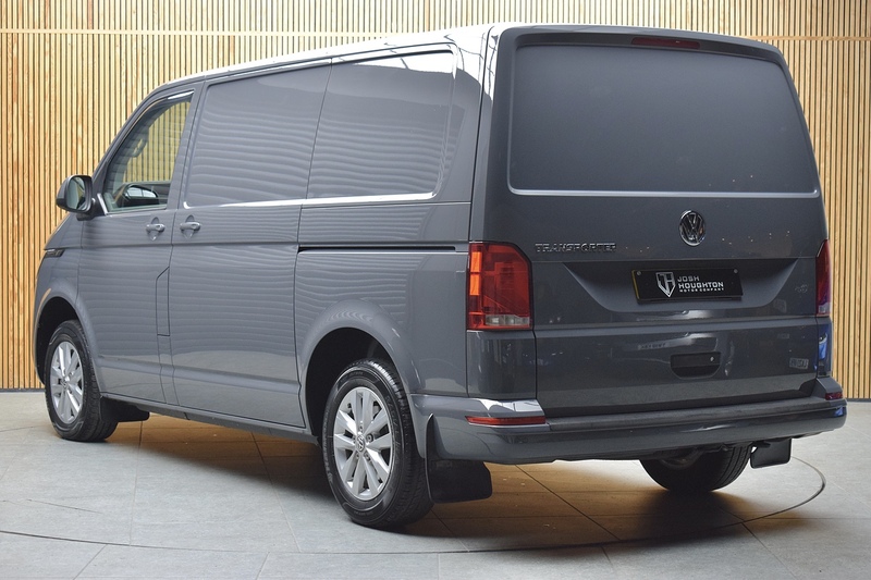 Volkswagen Transporter TDI T28 Highline - U659