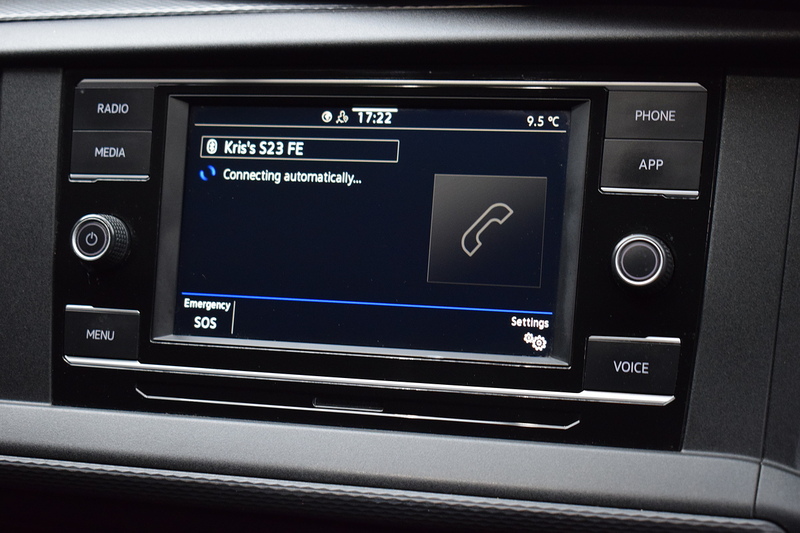 Volkswagen Transporter TDI T28 Highline - U659