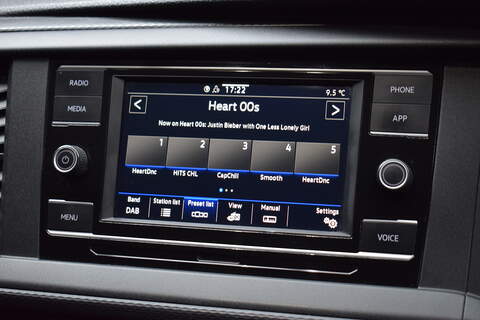 Volkswagen Transporter TDI T28 Highline - U659