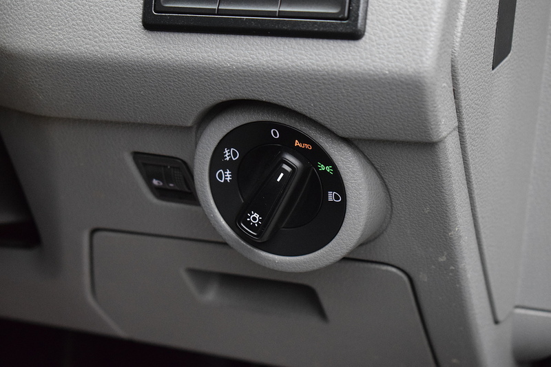 Volkswagen Transporter TDI T28 Highline - U659