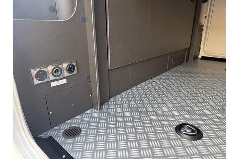 Swift Kon-Tiki 894 Ducato  Motorhome 0.0 Automatic Diesel - U660