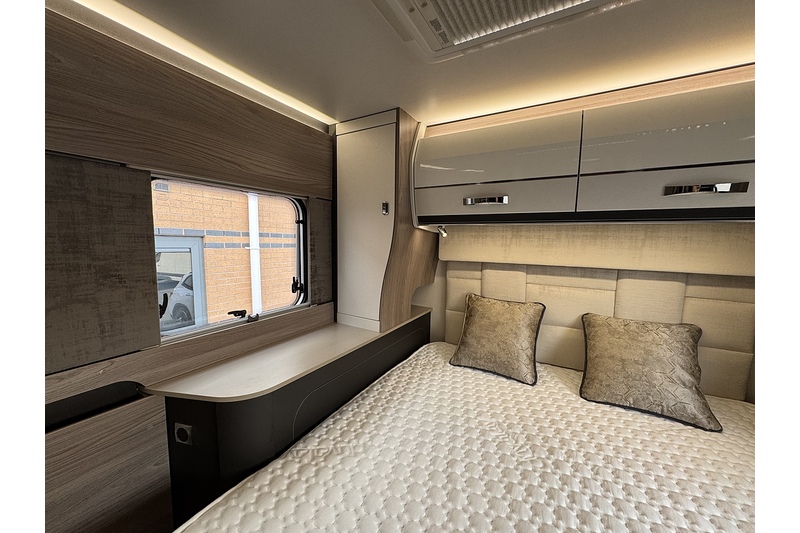 Swift Kon-Tiki 894 Ducato  Motorhome 0.0 Automatic Diesel - U660