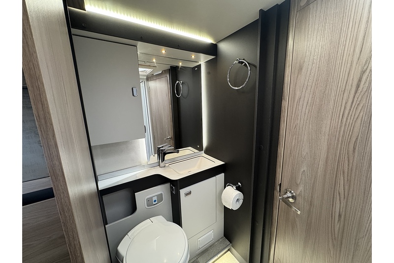 Swift Kon-Tiki 894 Ducato  Motorhome 0.0 Automatic Diesel - U660