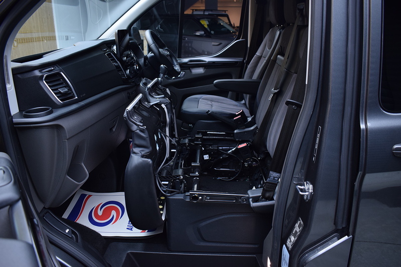 Ford Transit Custom 2.0 320 EcoBlue Limited Crew Van Double Cab 5dr Diesel Manual L1 H1 Euro 6 (s/s) (170 ps) - U663