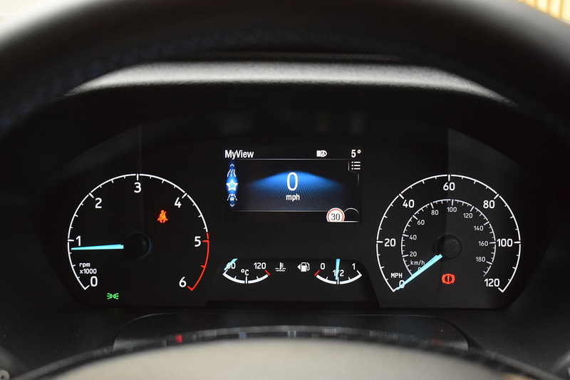 Ford Transit Custom 2.0 320 EcoBlue Limited Crew Van Double Cab 5dr Diesel Manual L1 H1 Euro 6 (s/s) (170 ps) - U663