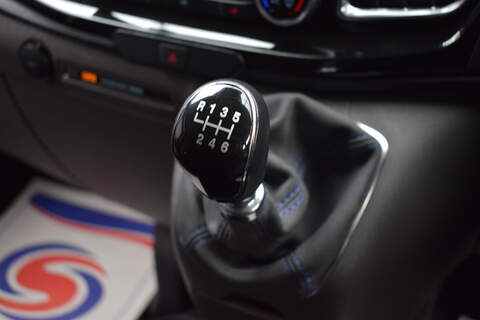 Ford Transit Custom 2.0 320 EcoBlue Limited Crew Van Double Cab 5dr Diesel Manual L1 H1 Euro 6 (s/s) (170 ps) - U663