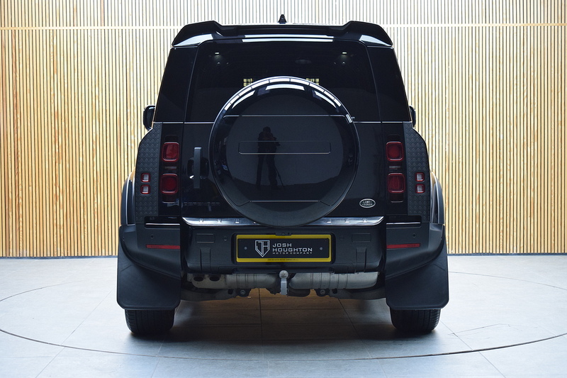Land Rover Defender 90 3.0 D200 MHEV Hard Top SUV 3dr Diesel Auto 4WD SWB Euro 6 (s/s) (200 ps) - U664