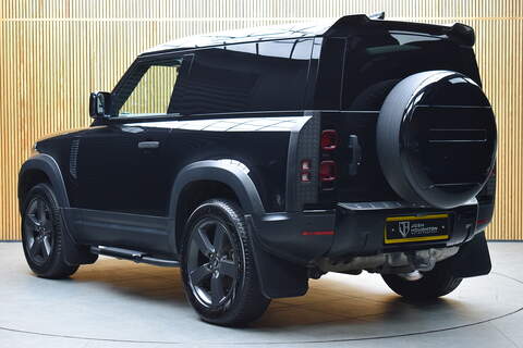 Land Rover Defender 90 3.0 D200 MHEV Hard Top SUV 3dr Diesel Auto 4WD SWB Euro 6 (s/s) (200 ps) - U664