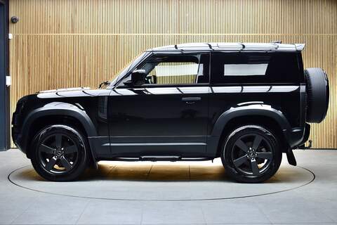 Land Rover Defender 90 3.0 D200 MHEV Hard Top SUV 3dr Diesel Auto 4WD SWB Euro 6 (s/s) (200 ps) - U664