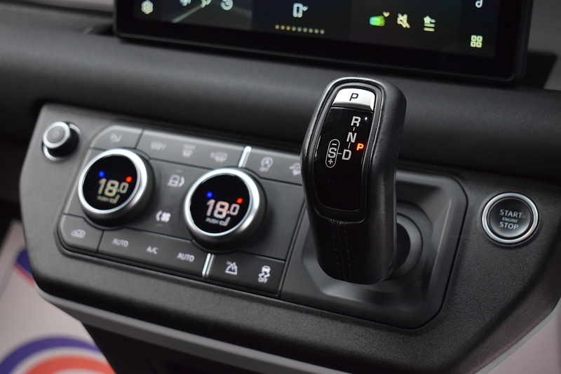 Land Rover Defender 90 3.0 D200 MHEV Hard Top SUV 3dr Diesel Auto 4WD SWB Euro 6 (s/s) (200 ps) - U664