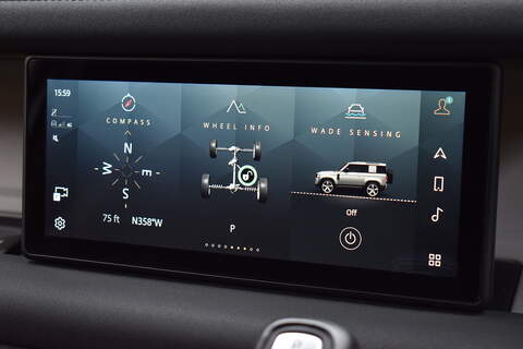 Land Rover Defender 90 3.0 D200 MHEV Hard Top SUV 3dr Diesel Auto 4WD SWB Euro 6 (s/s) (200 ps) - U664