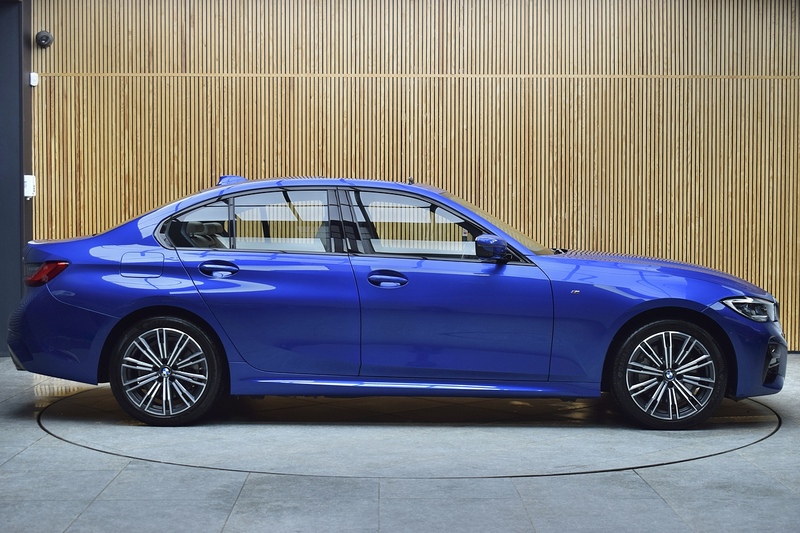 BMW 3 Series 2.0 330e 12kWh M Sport Saloon 4dr Petrol Plug-in Hybrid Auto Euro 6 (s/s) (292 ps) - U665