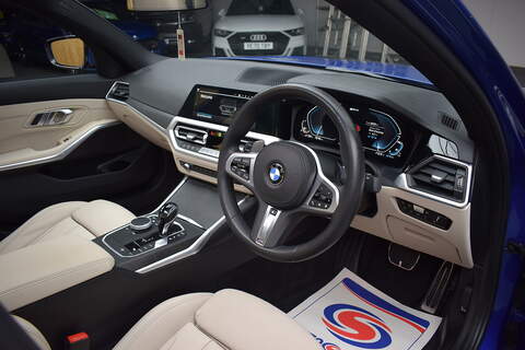 BMW 3 Series 2.0 330e 12kWh M Sport Saloon 4dr Petrol Plug-in Hybrid Auto Euro 6 (s/s) (292 ps) - U665