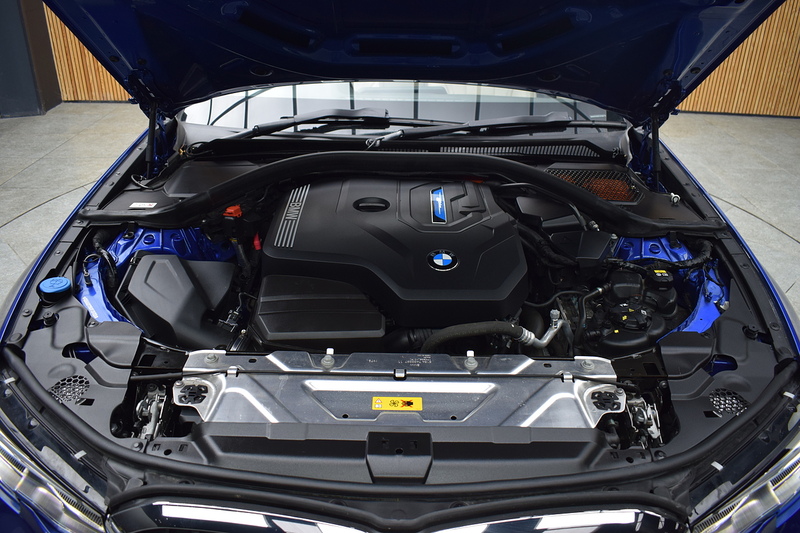 BMW 3 Series 2.0 330e 12kWh M Sport Saloon 4dr Petrol Plug-in Hybrid Auto Euro 6 (s/s) (292 ps) - U665