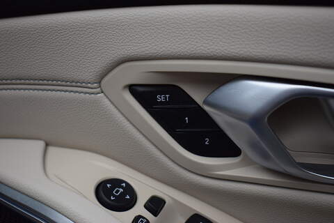 BMW 3 Series 2.0 330e 12kWh M Sport Saloon 4dr Petrol Plug-in Hybrid Auto Euro 6 (s/s) (292 ps) - U665