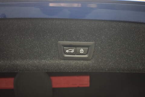 BMW 3 Series 2.0 330e 12kWh M Sport Saloon 4dr Petrol Plug-in Hybrid Auto Euro 6 (s/s) (292 ps) - U665