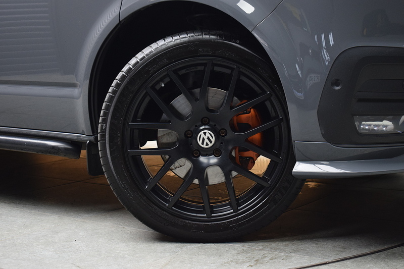 Volkswagen Transporter 2.0 BiTDI T32 Highline Panel Van 5dr Diesel DSG 4Motion SWB Euro 6 (s/s) (204 ps) - U667