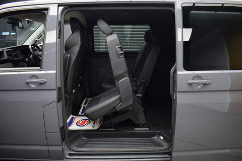 Volkswagen Transporter 2.0 BiTDI T32 Highline Panel Van 5dr Diesel DSG 4Motion SWB Euro 6 (s/s) (204 ps) - U667