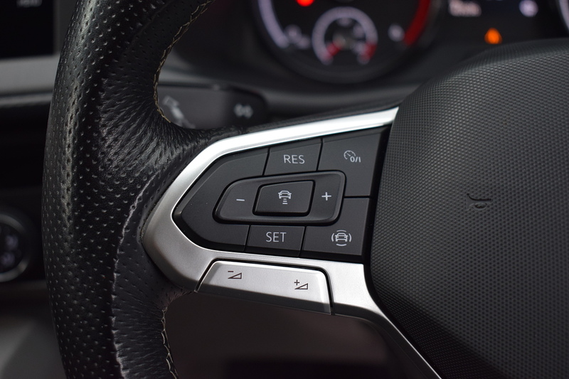 Volkswagen Transporter 2.0 BiTDI T32 Highline Panel Van 5dr Diesel DSG 4Motion SWB Euro 6 (s/s) (204 ps) - U667