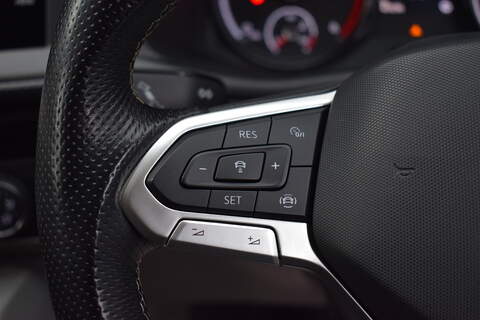 Volkswagen Transporter 2.0 BiTDI T32 Highline Panel Van 5dr Diesel DSG 4Motion SWB Euro 6 (s/s) (204 ps) - U667