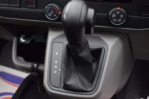 Volkswagen Transporter 2.0 BiTDI T32 Highline Panel Van 5dr Diesel DSG 4Motion SWB Euro 6 (s/s) (204 ps) - U667
