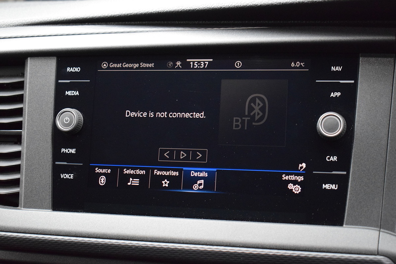 Volkswagen Transporter 2.0 BiTDI T32 Highline Panel Van 5dr Diesel DSG 4Motion SWB Euro 6 (s/s) (204 ps) - U667