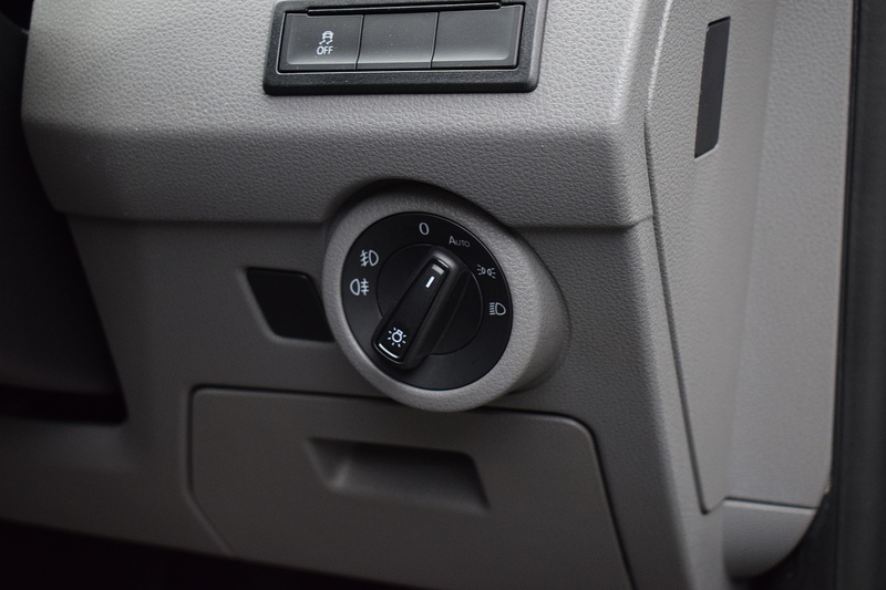 Volkswagen Transporter 2.0 BiTDI T32 Highline Panel Van 5dr Diesel DSG 4Motion SWB Euro 6 (s/s) (204 ps) - U667