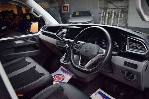 Volkswagen Transporter 2.0 BiTDI T32 Sportline Black Edition Panel Van 5dr Diesel DSG FWD SWB Euro 6 (s/s) (204 ps) - U669