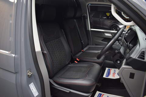 Volkswagen Transporter 2.0 BiTDI T32 Sportline Black Edition Panel Van 5dr Diesel DSG FWD SWB Euro 6 (s/s) (204 ps) - U669