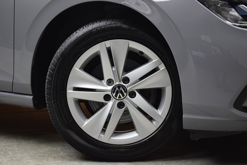 Volkswagen Golf 2.0 TDI Life Hatchback 5dr Diesel Manual Euro 6 (s/s) (115 ps) - U673