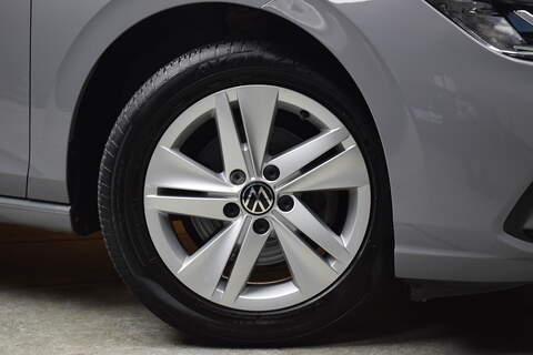 Volkswagen Golf 2.0 TDI Life Hatchback 5dr Diesel Manual Euro 6 (s/s) (115 ps) - U673