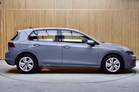 Volkswagen Golf 2.0 TDI Life Hatchback 5dr Diesel Manual Euro 6 (s/s) (115 ps) - U673