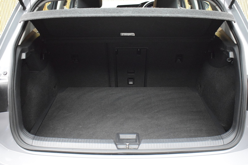 Volkswagen Golf 2.0 TDI Life Hatchback 5dr Diesel Manual Euro 6 (s/s) (115 ps) - U673