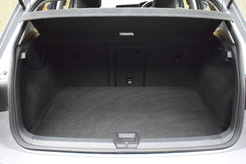 Volkswagen Golf 2.0 TDI Life Hatchback 5dr Diesel Manual Euro 6 (s/s) (115 ps) - U673