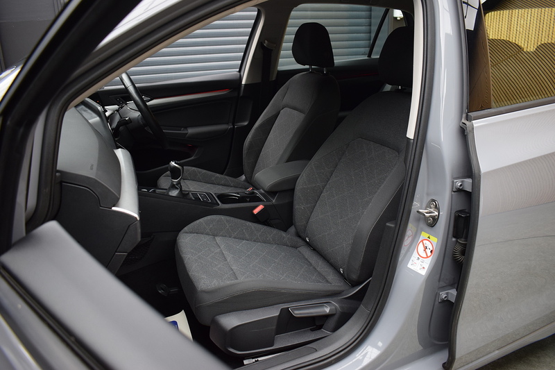 Volkswagen Golf 2.0 TDI Life Hatchback 5dr Diesel Manual Euro 6 (s/s) (115 ps) - U673