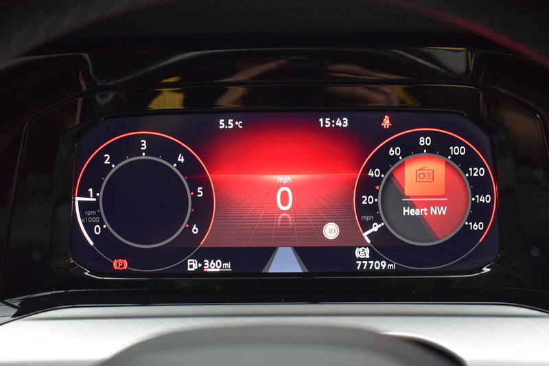 Volkswagen Golf 2.0 TDI Life Hatchback 5dr Diesel Manual Euro 6 (s/s) (115 ps) - U673