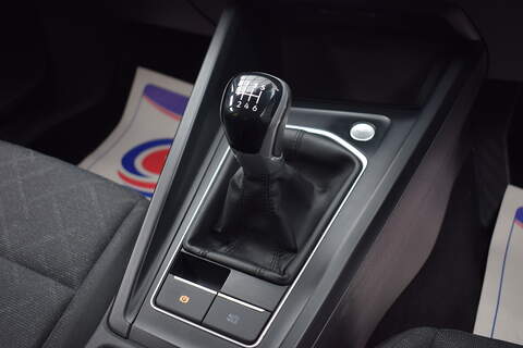 Volkswagen Golf 2.0 TDI Life Hatchback 5dr Diesel Manual Euro 6 (s/s) (115 ps) - U673