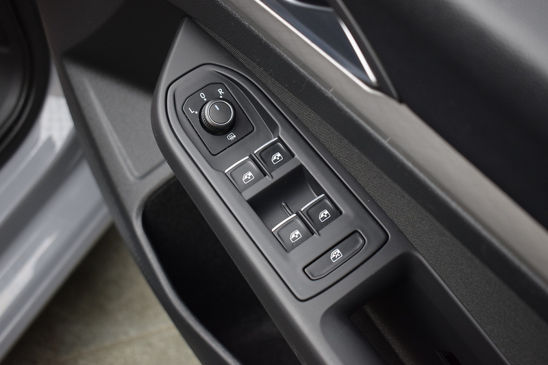 Volkswagen Golf 2.0 TDI Life Hatchback 5dr Diesel Manual Euro 6 (s/s) (115 ps) - U673