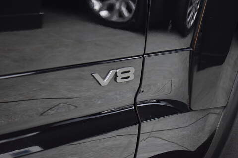 Land Rover Defender 110 5.0 P525 V8 SUV 5dr Petrol Auto 4WD Euro 6 (s/s) (525 ps) - U679