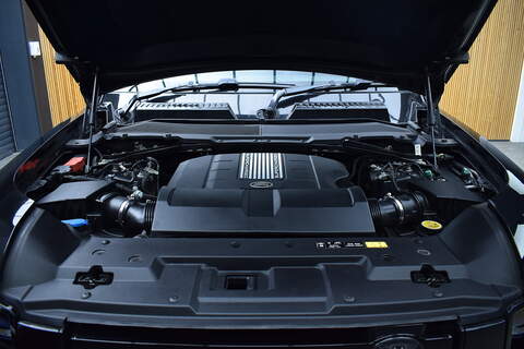 Land Rover Defender 110 5.0 P525 V8 SUV 5dr Petrol Auto 4WD Euro 6 (s/s) (525 ps) - U679