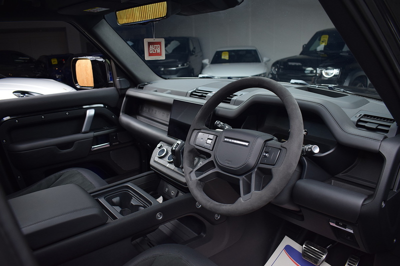 Land Rover Defender 110 5.0 P525 V8 SUV 5dr Petrol Auto 4WD Euro 6 (s/s) (525 ps) - U679