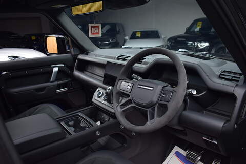 Land Rover Defender 110 5.0 P525 V8 SUV 5dr Petrol Auto 4WD Euro 6 (s/s) (525 ps) - U679