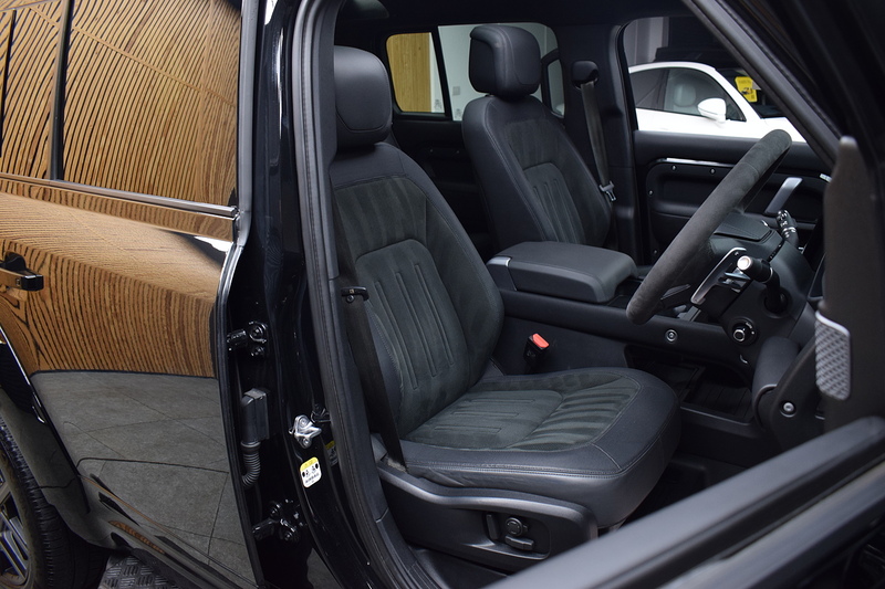 Land Rover Defender 110 5.0 P525 V8 SUV 5dr Petrol Auto 4WD Euro 6 (s/s) (525 ps) - U679