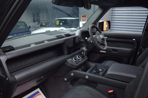 Land Rover Defender 110 5.0 P525 V8 SUV 5dr Petrol Auto 4WD Euro 6 (s/s) (525 ps) - U679