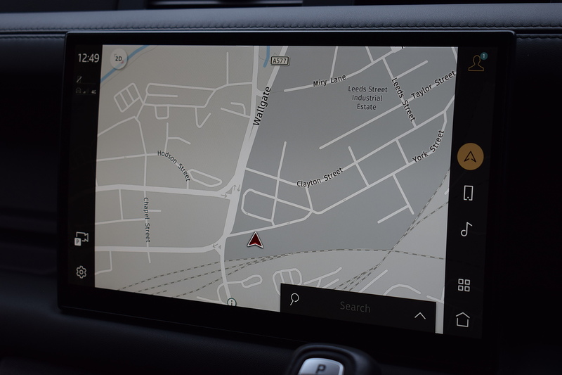 Land Rover Defender 110 5.0 P525 V8 SUV 5dr Petrol Auto 4WD Euro 6 (s/s) (525 ps) - U679