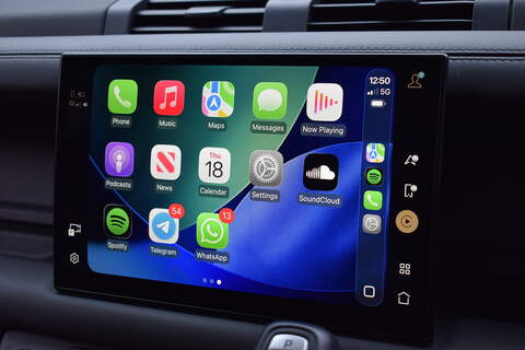 Land Rover Defender 110 5.0 P525 V8 SUV 5dr Petrol Auto 4WD Euro 6 (s/s) (525 ps) - U679