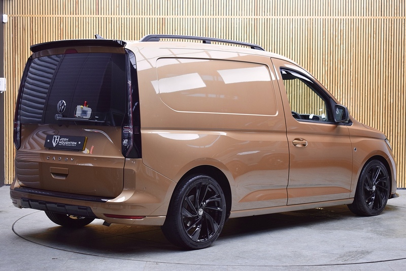Volkswagen Caddy 2.0 TDI C20 Commerce Pro Panel Van 5dr Diesel DSG SWB Euro 6 (s/s) (122 ps) - U682