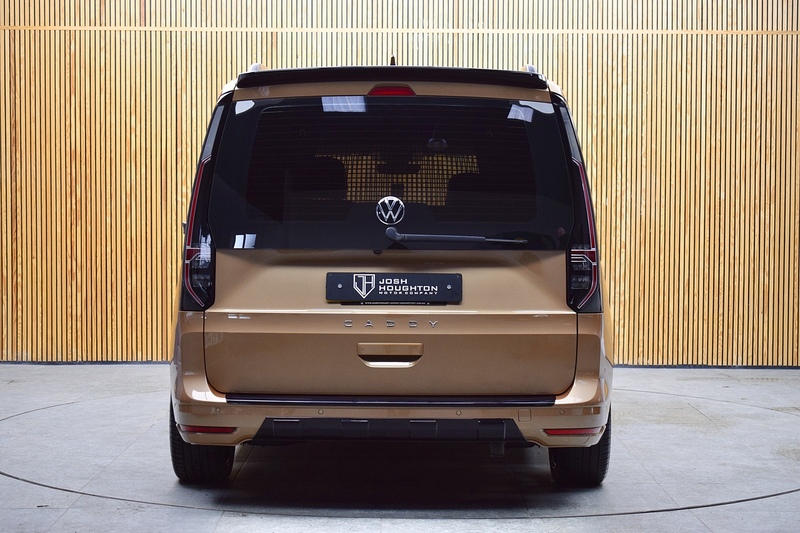 Volkswagen Caddy 2.0 TDI C20 Commerce Pro Panel Van 5dr Diesel DSG SWB Euro 6 (s/s) (122 ps) - U682
