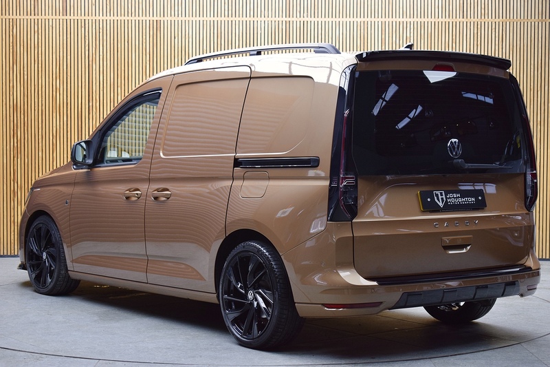 Volkswagen Caddy 2.0 TDI C20 Commerce Pro Panel Van 5dr Diesel DSG SWB Euro 6 (s/s) (122 ps) - U682